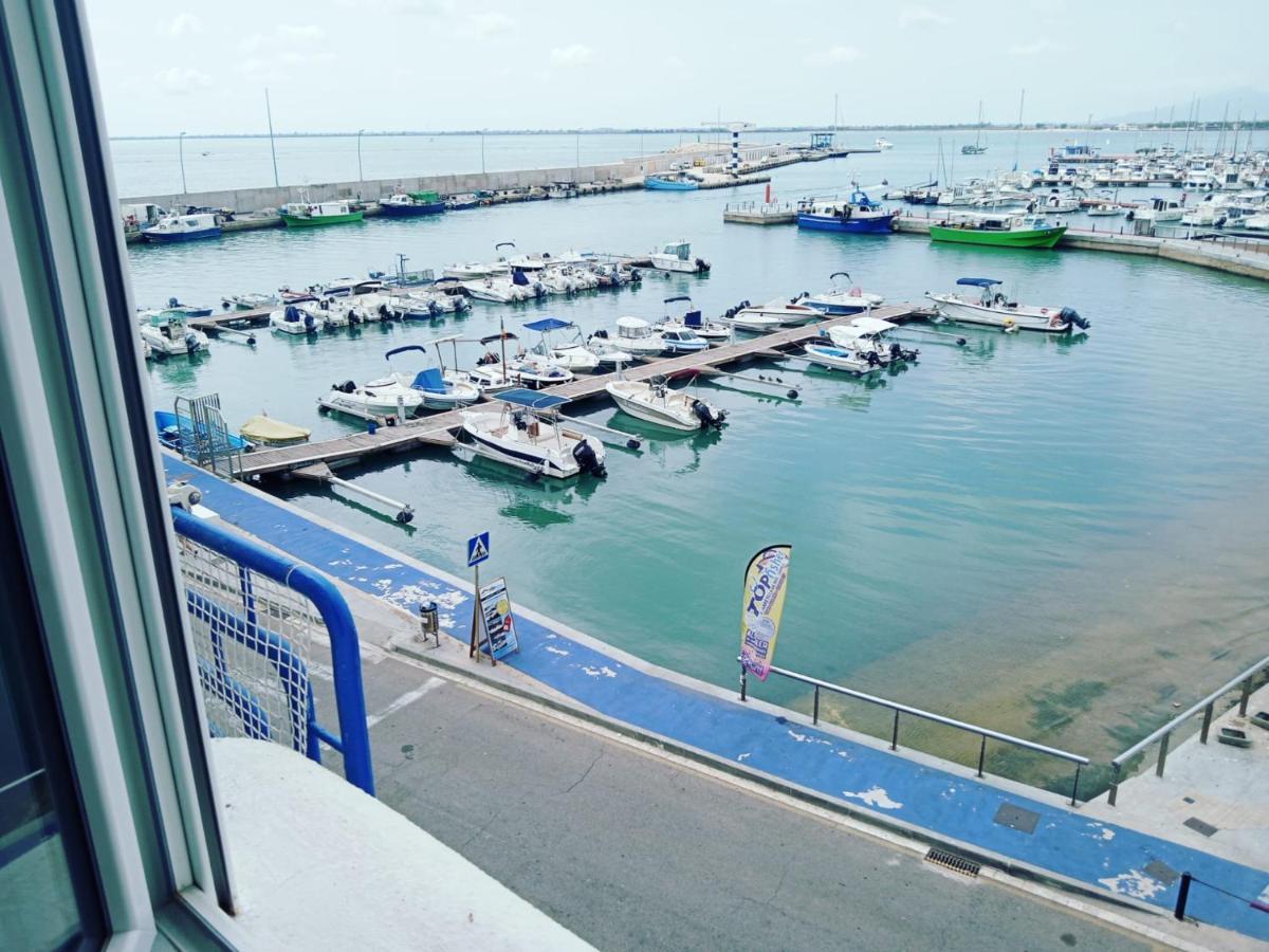 Apartmán Vora Port L'Ampolla Exteriér fotografie