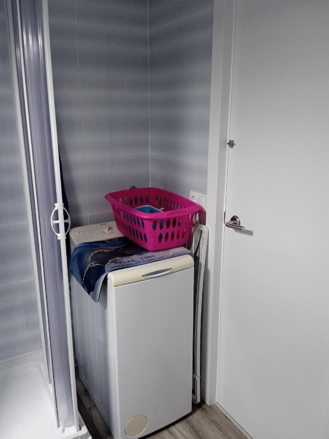 Apartmán Vora Port L'Ampolla Exteriér fotografie