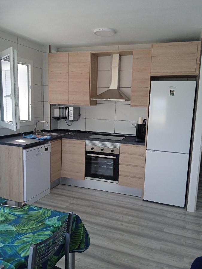 Apartmán Vora Port L'Ampolla Exteriér fotografie