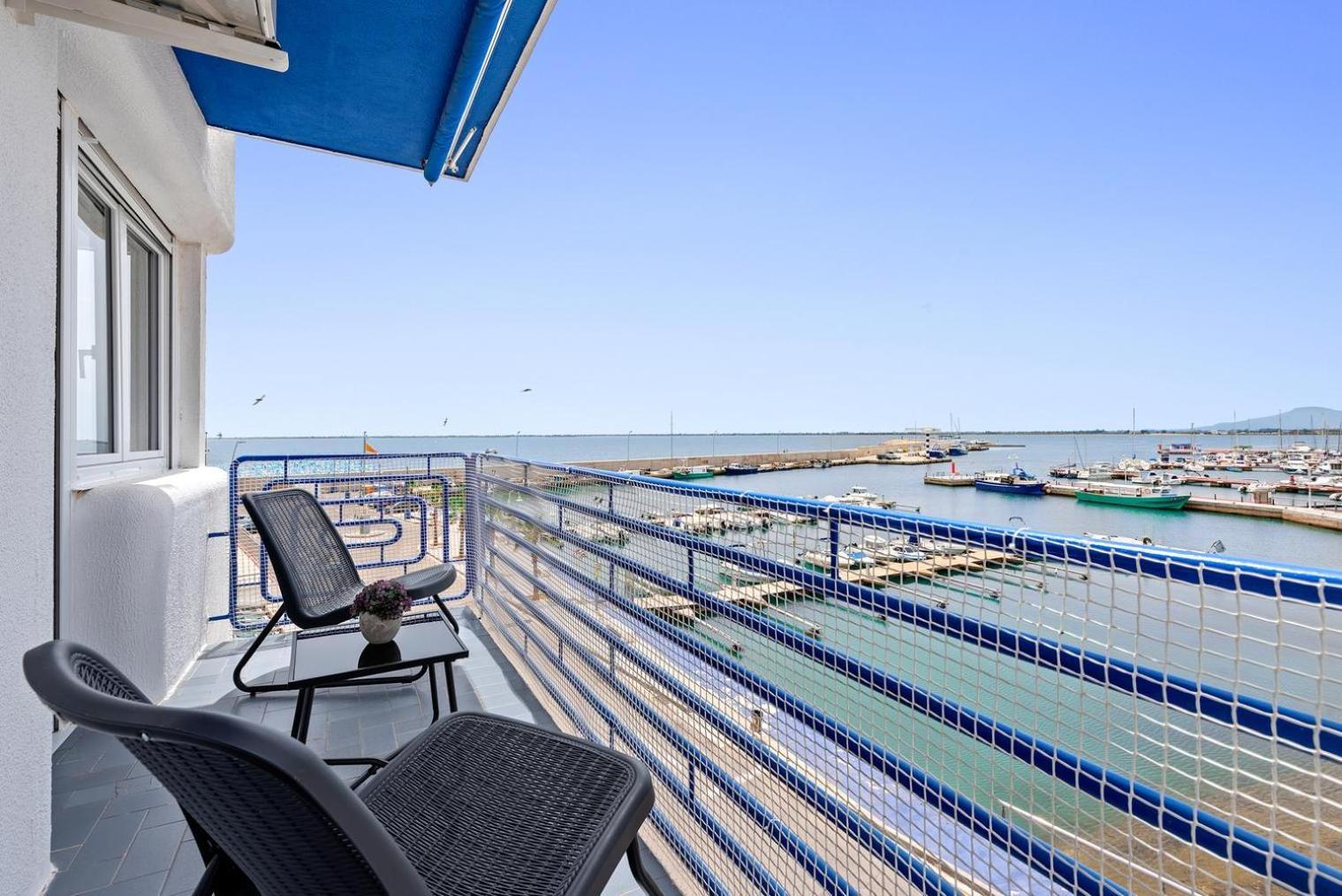 Apartmán Vora Port L'Ampolla Exteriér fotografie